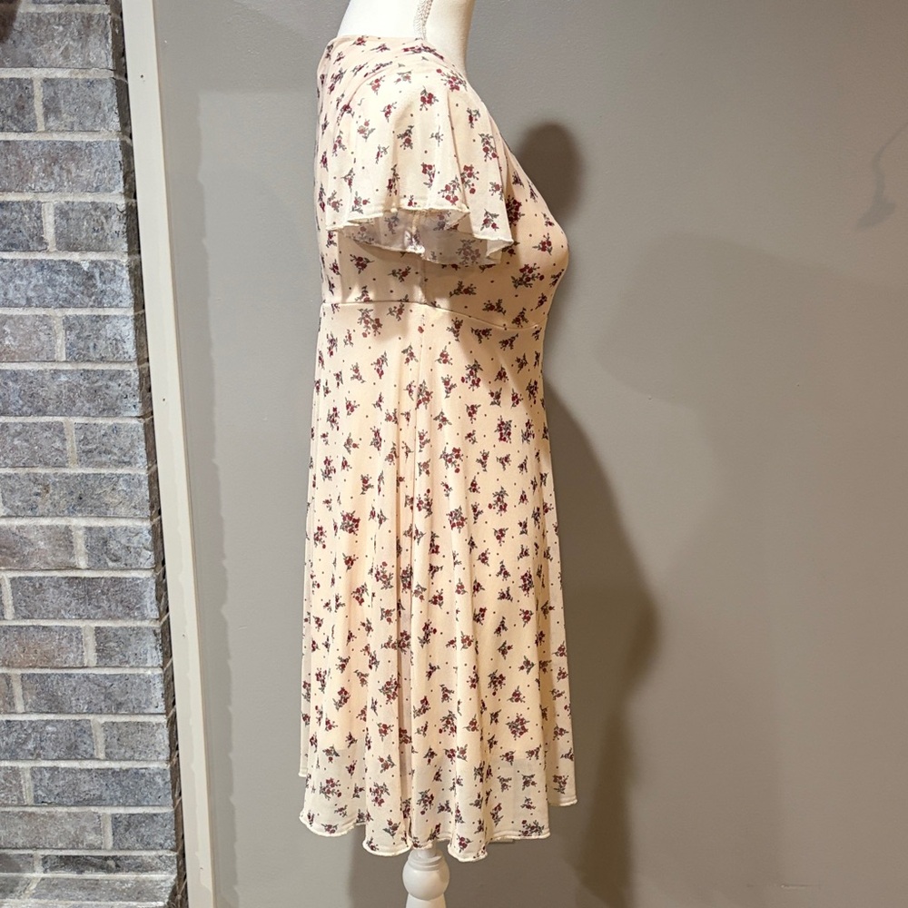 See You Monday Cream Floral Dress - Picture 2 of 4